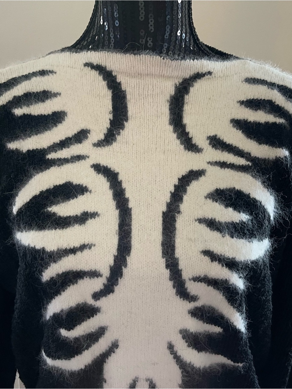 Vintage Olsen Black and White Angora Patterned Sweater Size XL - Picture 2 of 11
